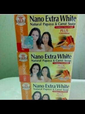 Nano Extra White Natural Papaya & Carrot Soap - Yellow/Orange Packaging